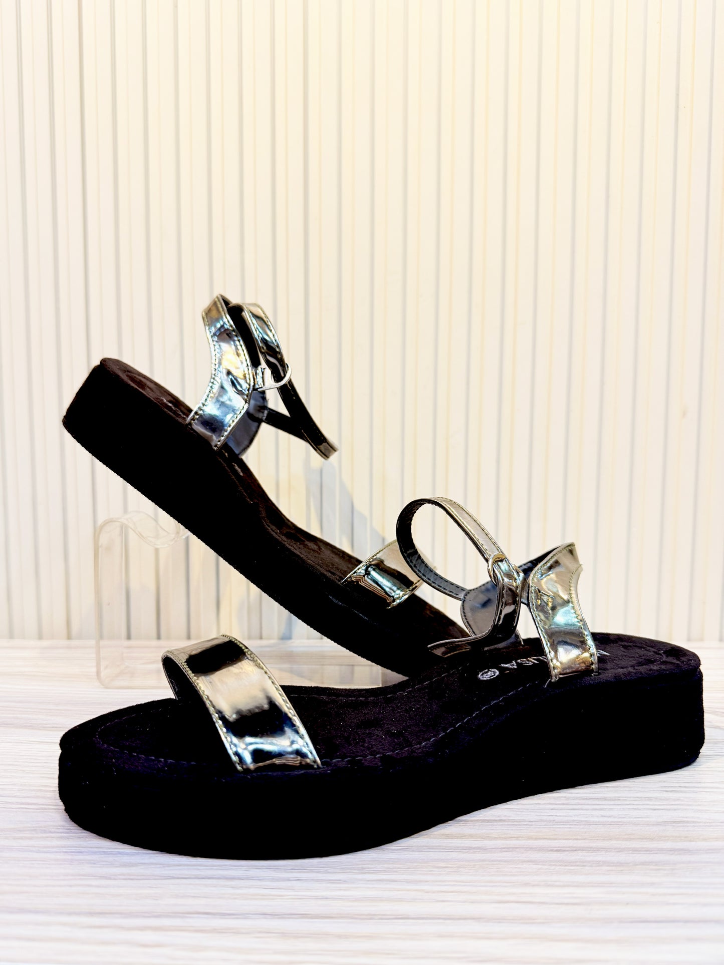 Strappy Flatform Sandal