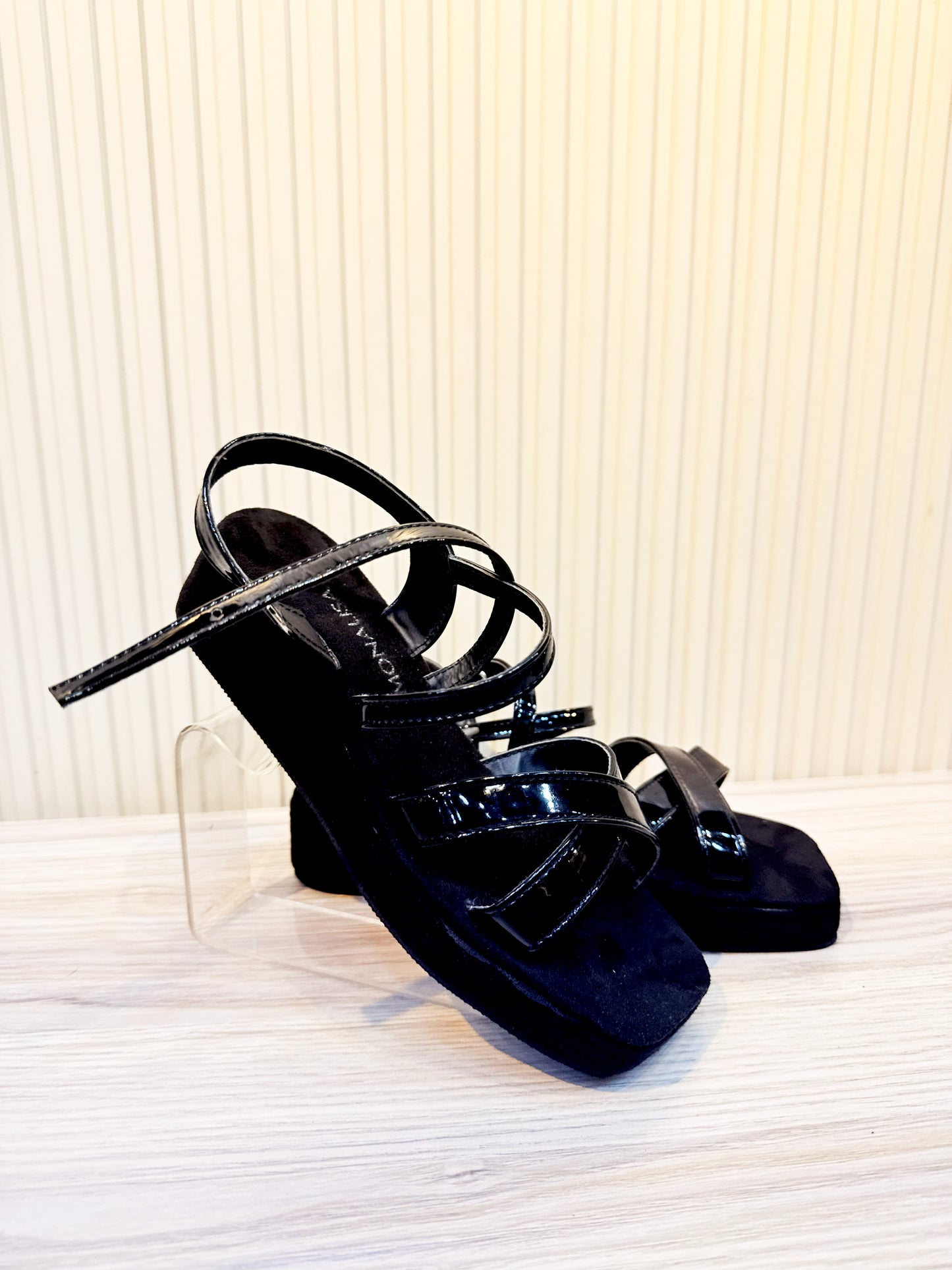 Strappy Flatform Sandal