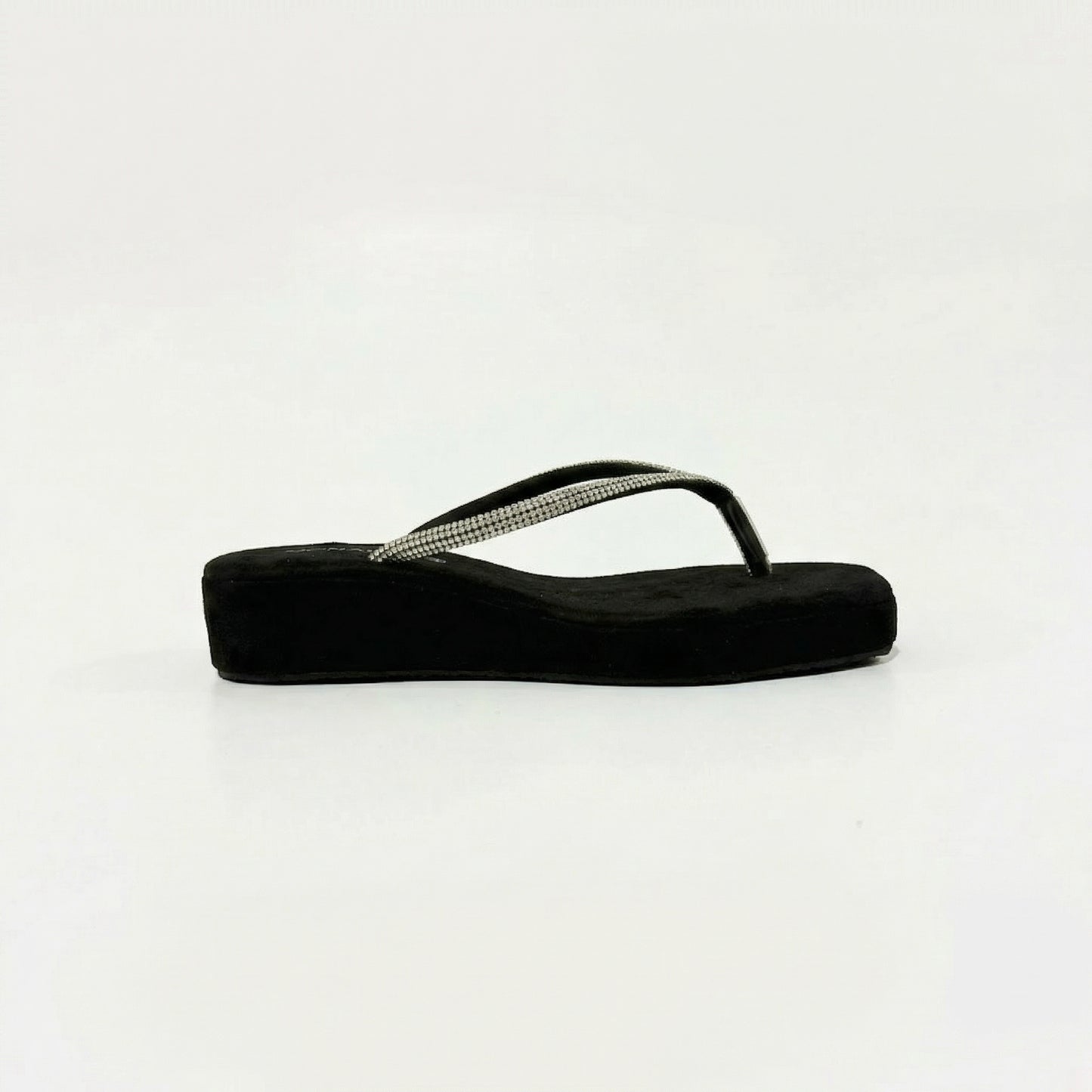 Sparkly Women's Flip Flops for Summer Comfort