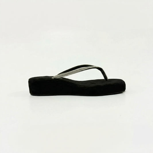 Sparkly Women's Flip Flops for Summer Comfort